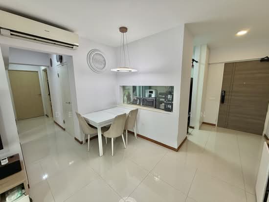519B TAMPINES CENTRAL 8 photo 2