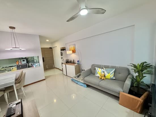 519B TAMPINES CENTRAL 8 photo 3
