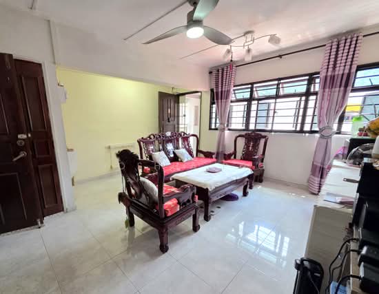 415 PANDAN GARDENS image 1 of 8