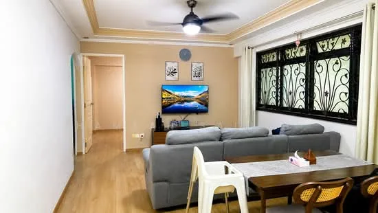 201B Compassvale Drive image 1 of 9