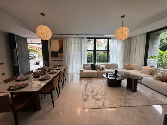 Villas @ Greenbank Park photo 3