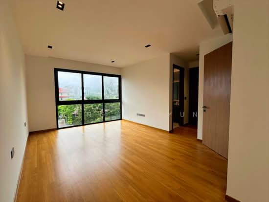 Brand New Freehold Inter-Terrace at Sembawang Straits Estate photo 5