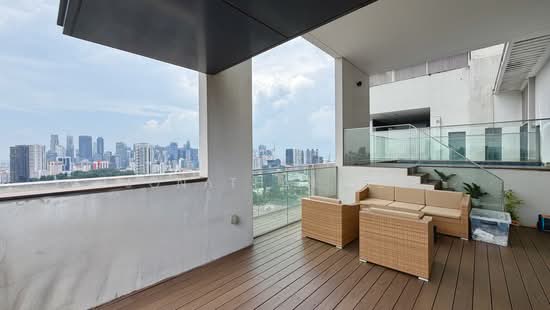 HIGHLINE RESIDENCES