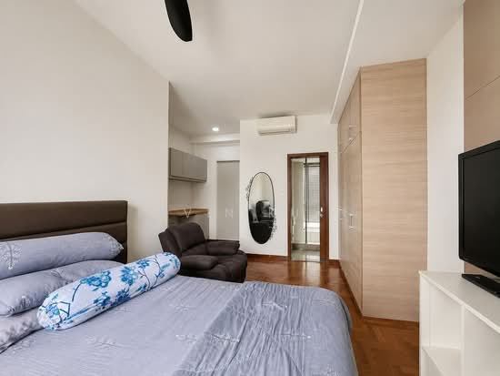 LA CASA photo 3