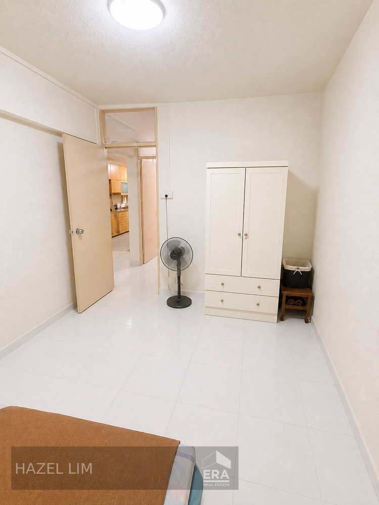 310 CLEMENTI AVENUE 4 photo 2