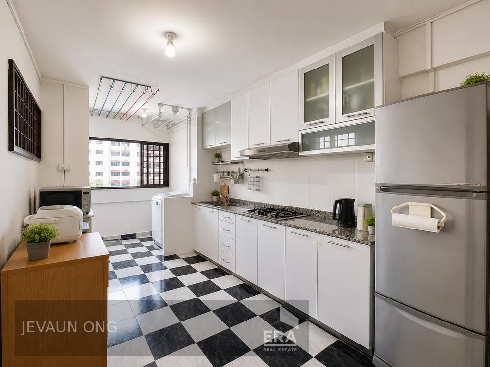 311 JURONG EAST STREET 32 photo 4