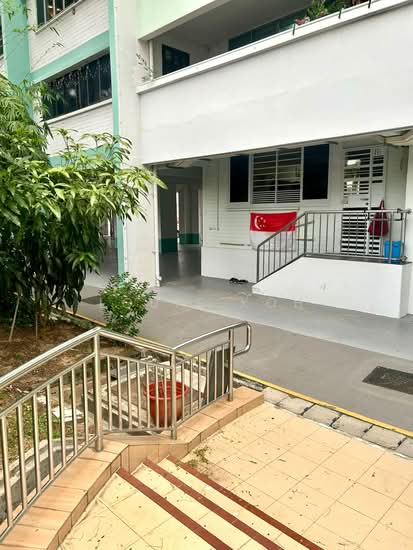 335 SERANGOON AVENUE 3 photo 3