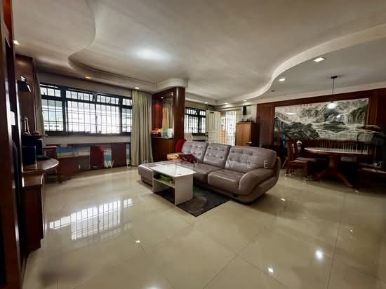 664 WOODLANDS RING ROAD photo 3