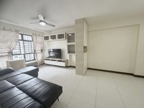 472B Fernvale Street image 1 of 10