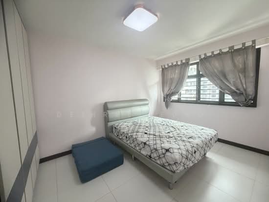 472B FERNVALE STREET photo 4