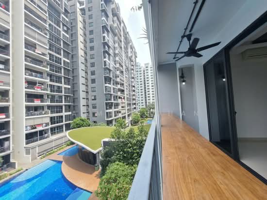 RIVERPARC RESIDENCE image 1 of 10