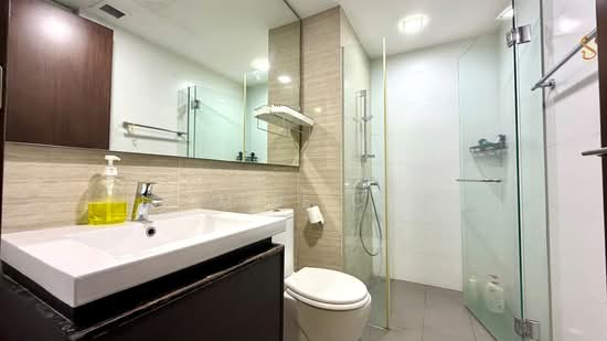 RIVERPARC RESIDENCE photo 2