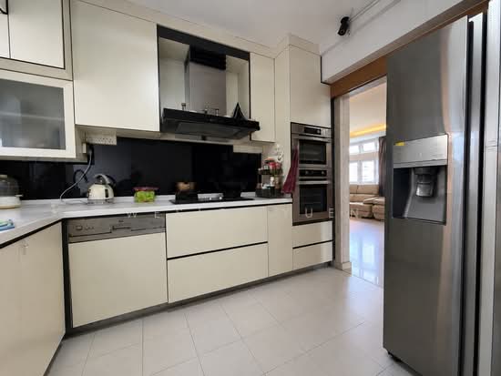 131 CLARENCE LANE photo 4