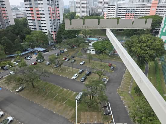 335 CLEMENTI AVENUE 2