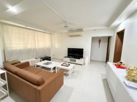 14 TOH YI DRIVE image 1 of 7