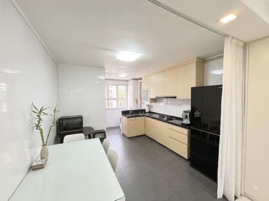 14 TOH YI DRIVE photo 6