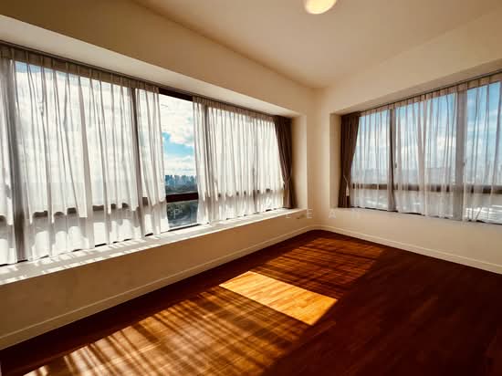 D'Leedon photo 5