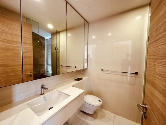 D'Leedon photo 6