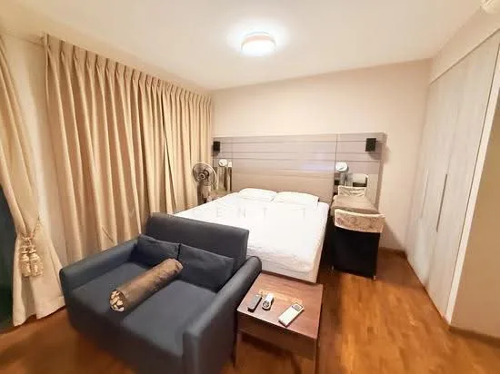 Esparina Residences image 1 of 5