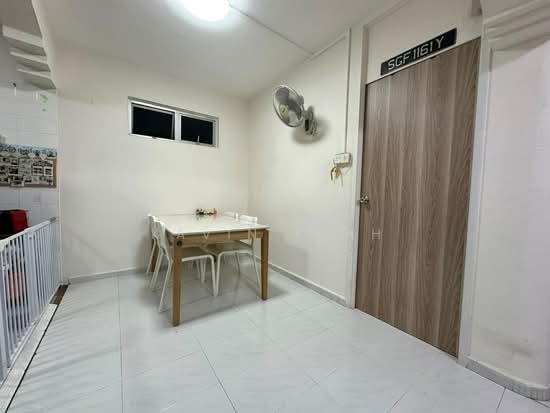 487C TAMPINES STREET 45 photo 4