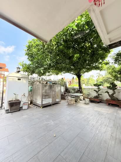 Sembawang Villas image 1 of 10