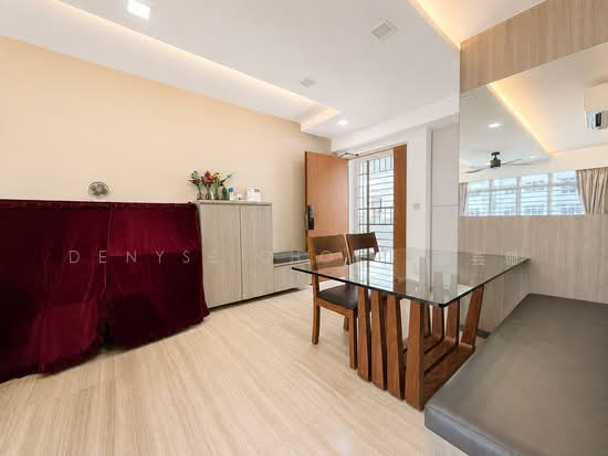 523A TAMPINES CENTRAL 7 photo 3