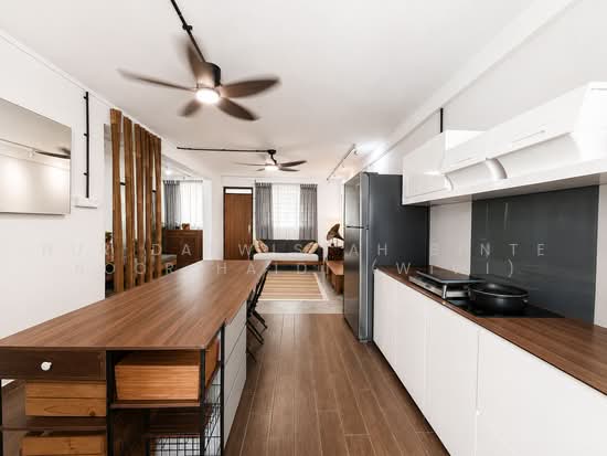 248 BANGKIT ROAD photo 3