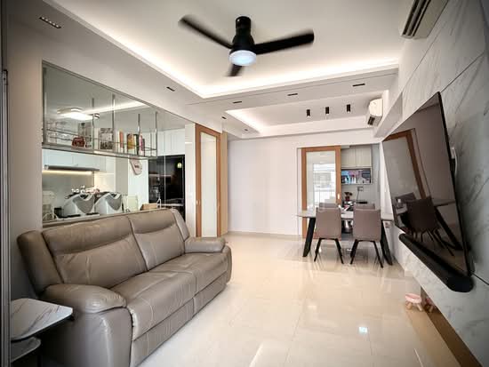 RIVERCOVE RESIDENCES photo 4