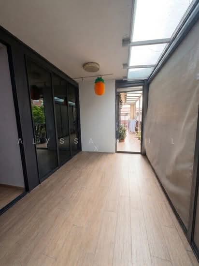The Venue Residences photo 6