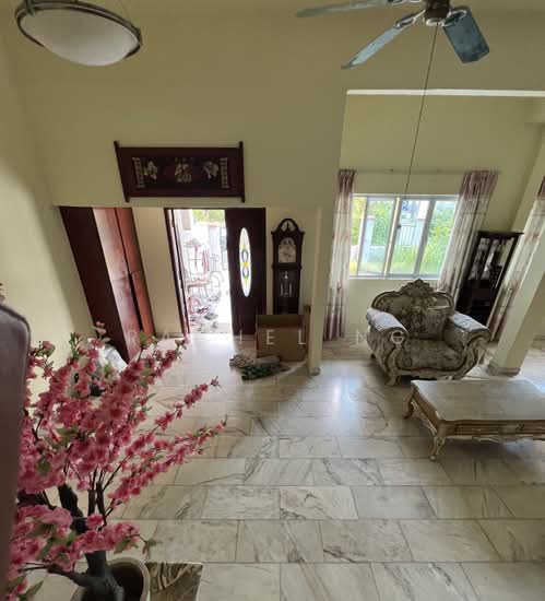 Phoenix Garden detached house image 1 of 3
