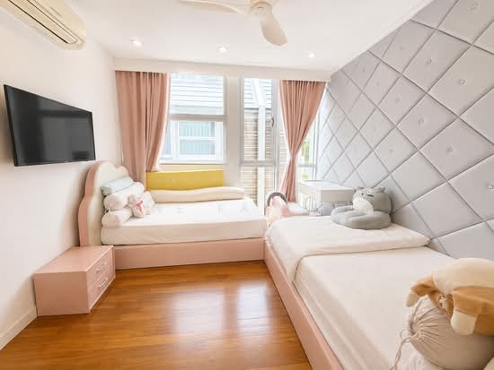 Charlton Residences photo 6