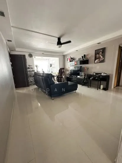 6 Lorong Lew Lian image 1 of 5