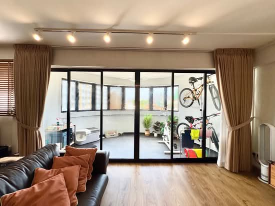 405 SIN MING AVENUE photo 2