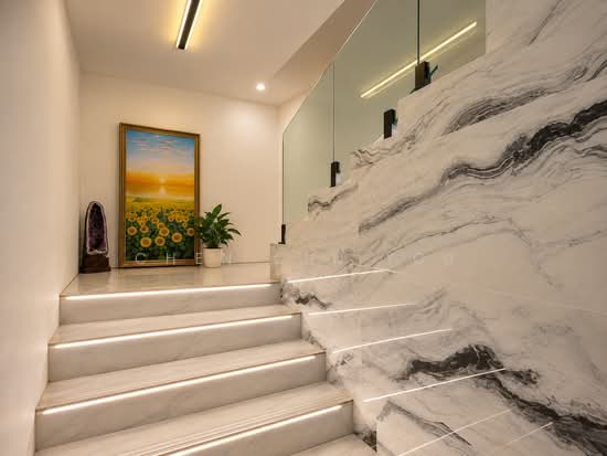 Very well Renovated Freehold Terrace photo 6