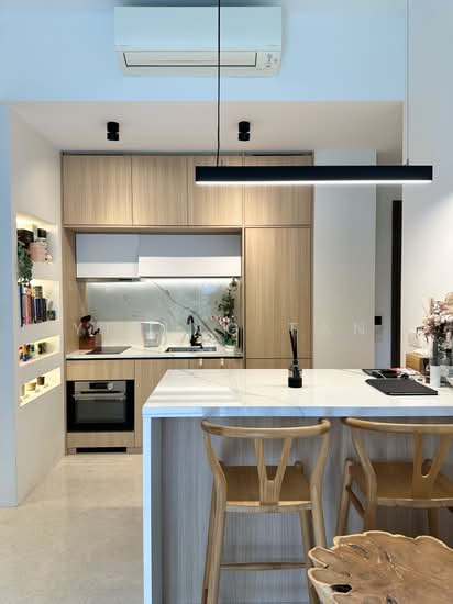 38 JERVOIS image 1 of 10