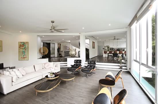 Hillview Estate photo 3