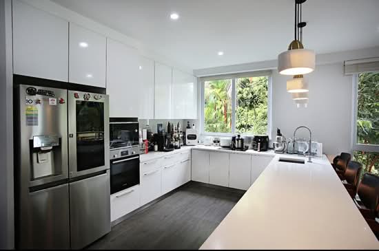 Hillview Estate photo 5