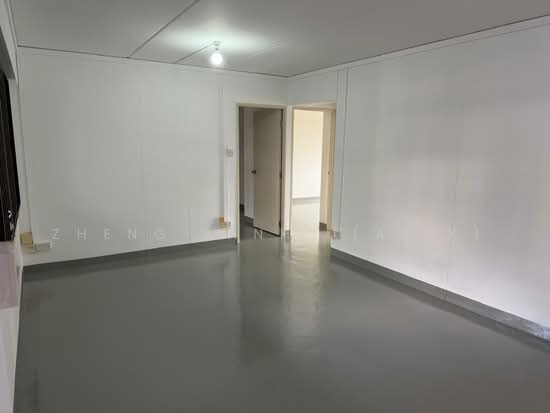 481 SEMBAWANG DRIVE image 1 of 7
