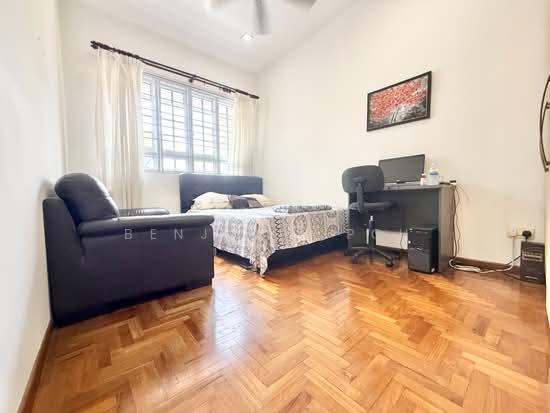 2STY HOME WITH AN UNBLOCKED VIEW IN THOMSON!! photo 4