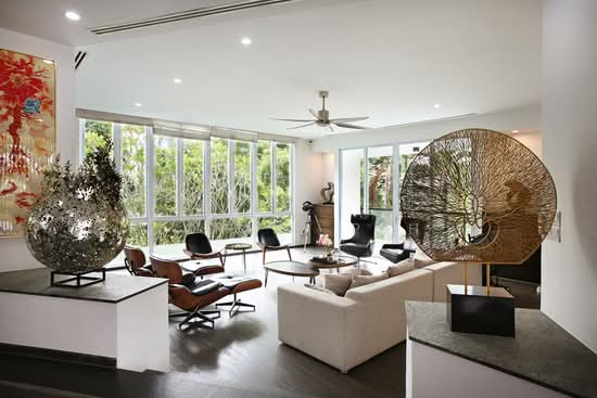 Beautiful home at Hillview Estate image 1 of 10