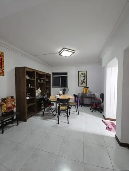 420 Woodlands Street 41 image 1 of 5