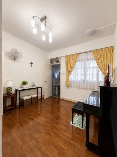 CORNER TERRACE | FREEHOLD | AT EAST COAST photo 6