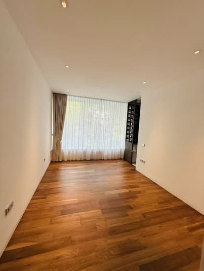 NASSIM PARK RESIDENCES photo 6