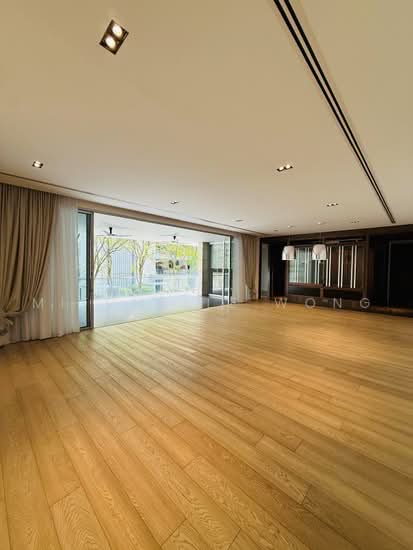 NASSIM PARK RESIDENCES