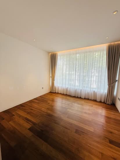NASSIM PARK RESIDENCES photo 5
