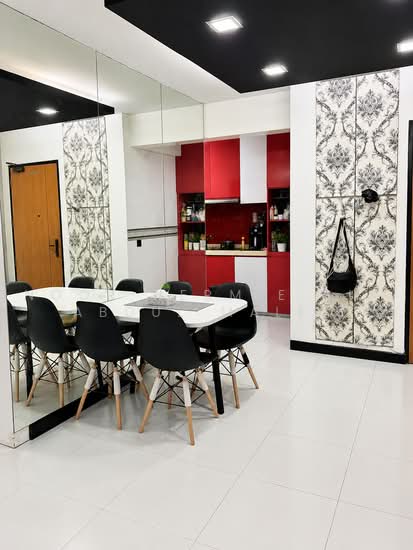 463C SEMBAWANG DRIVE photo 5