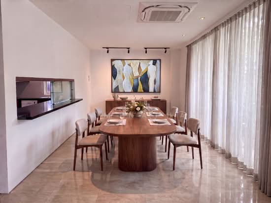 Renovated Detached House with a Pool | Bukit Timah photo 3