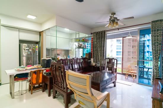 Q BAY RESIDENCES image 1 of 10