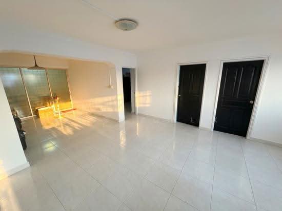 486 PASIR RIS DRIVE 4