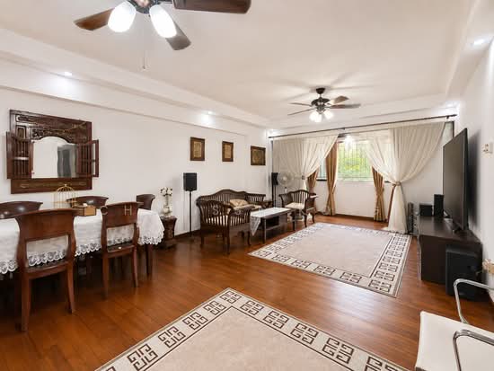 317 SEMBAWANG VISTA